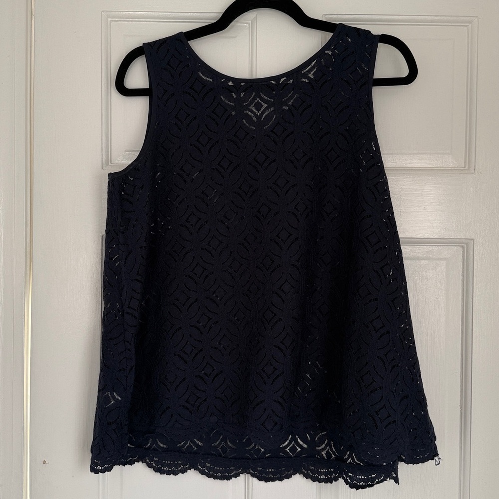 Elegant Navy Lace Sleeveless Top